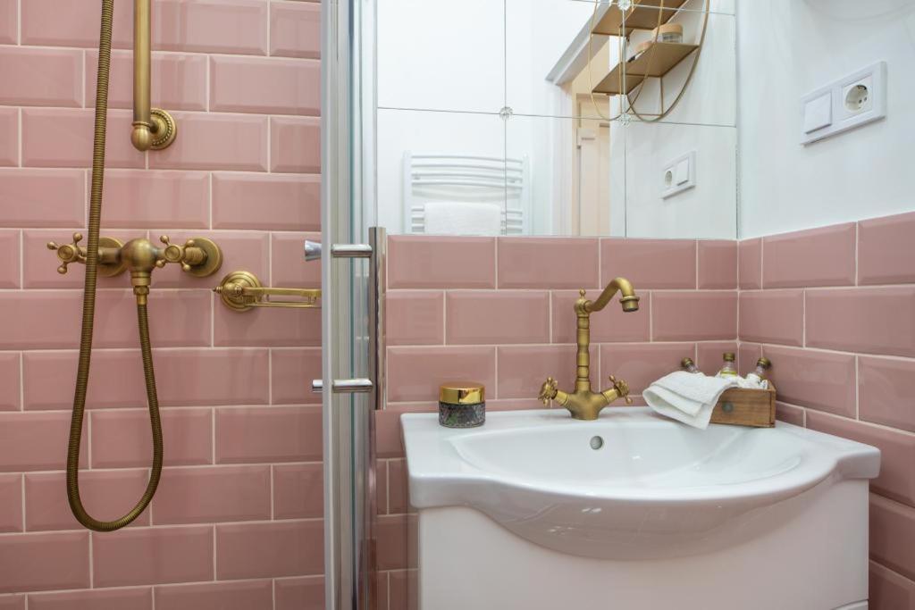 Regina Apartments On Kiraly Street Budapeszt Zewnętrze zdjęcie
